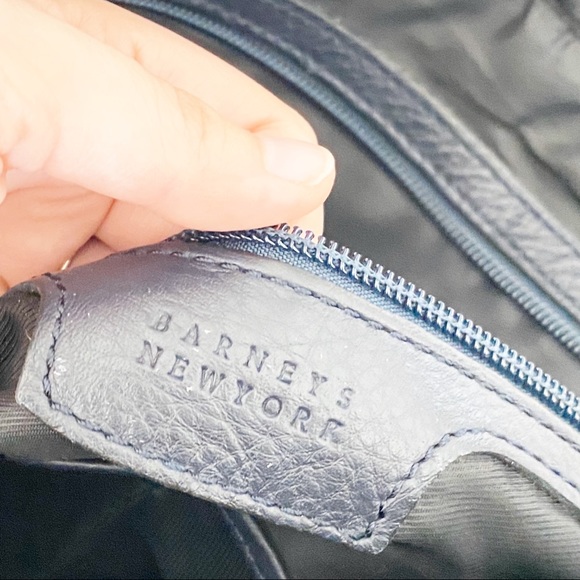 🧤SOLD🧤Barneys New York Leather Navy Blue Briefca - Picture 5 of 8